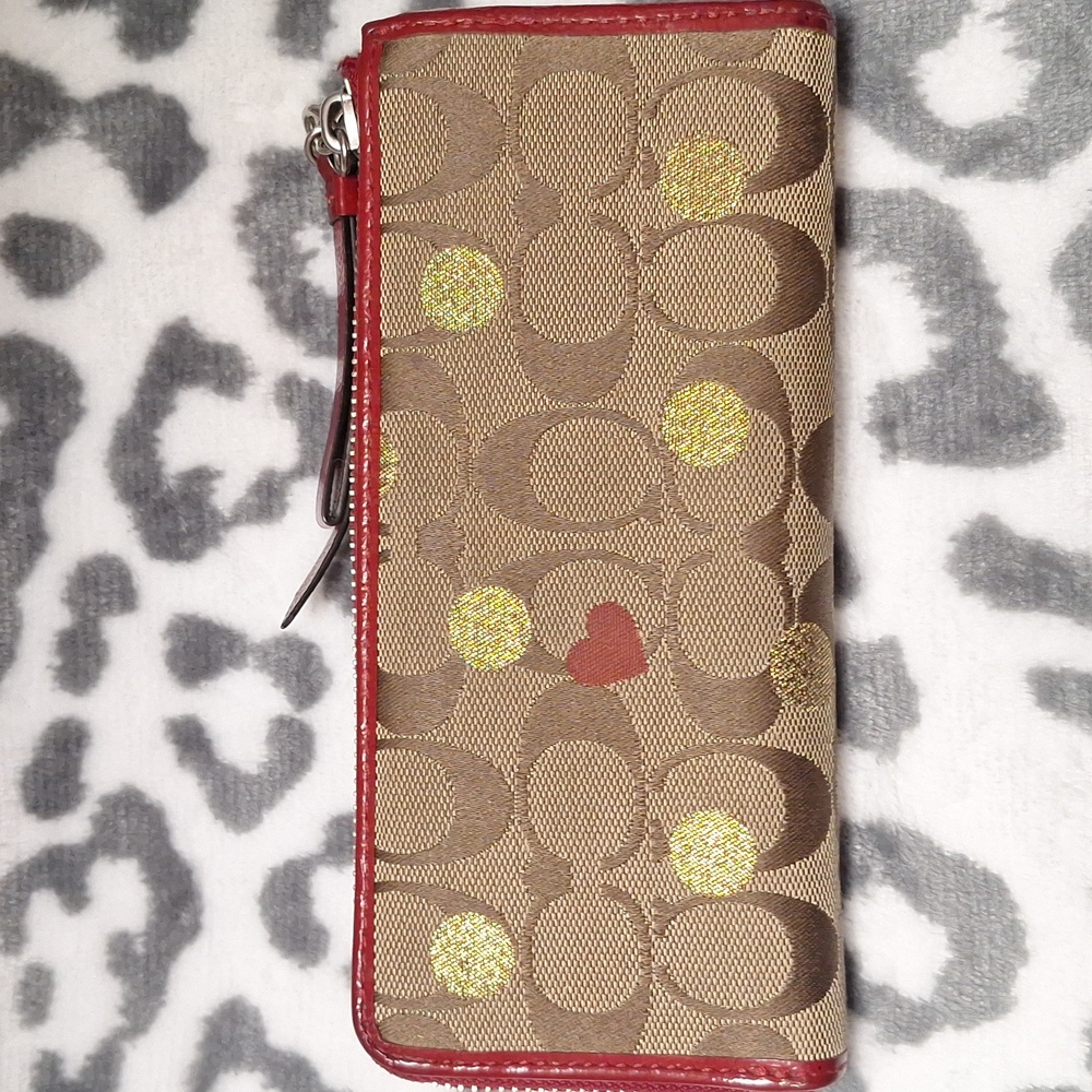 Coach Poppy Secret Admirer Full Sized Wallet - Picture 2 of 11
